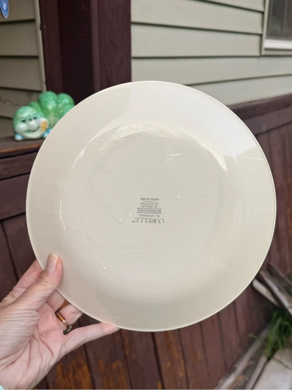 Corelle dinner plate